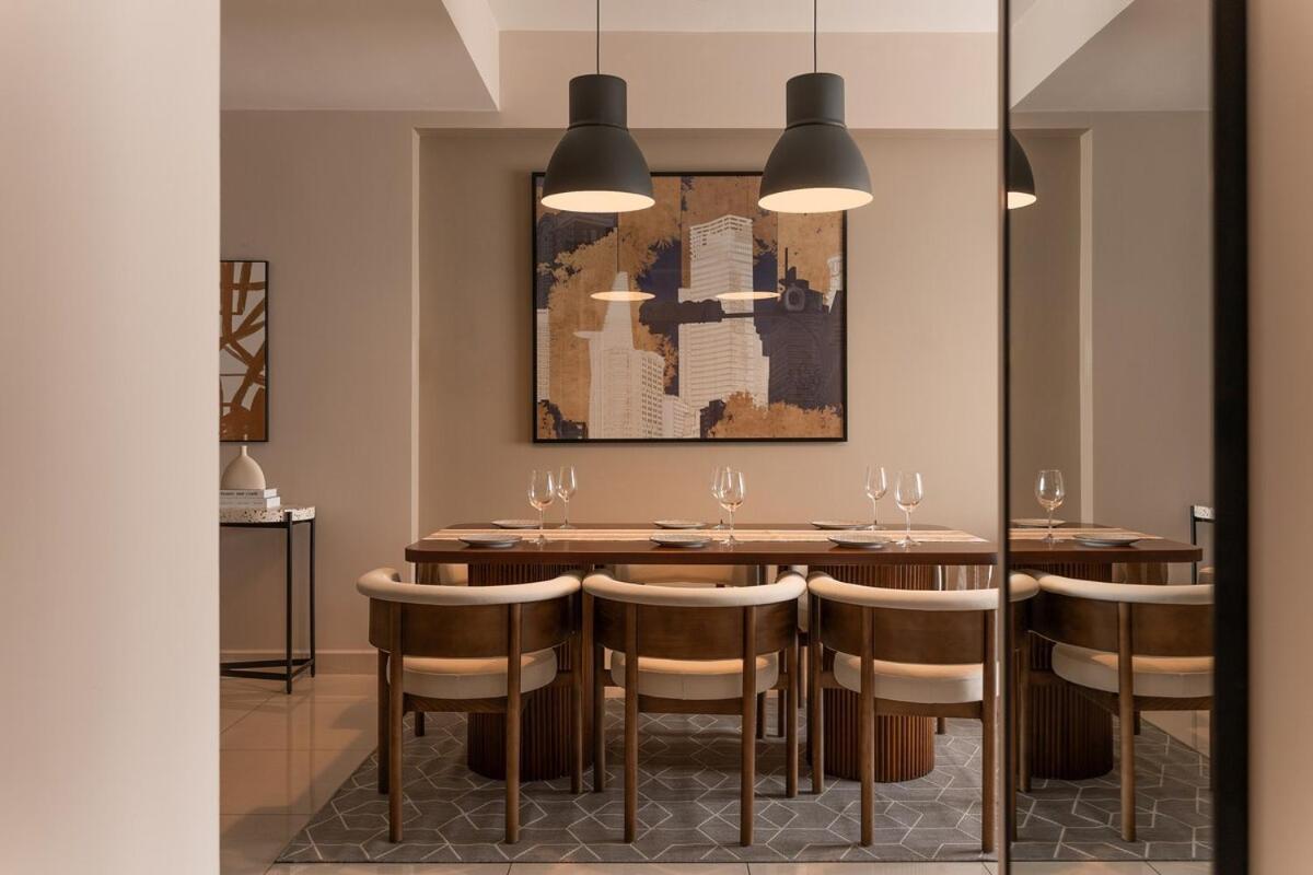 Downtown Saigon, District 1, 3 Bedroom + 2 Wc Modern Near Bui Vien * TP. Hồ Chí Minh