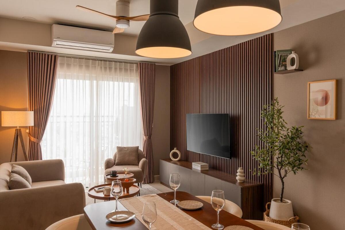 Downtown Saigon, District 1, 3 Bedroom + 2 Wc Modern Near Bui Vien * TP. Hồ Chí Minh